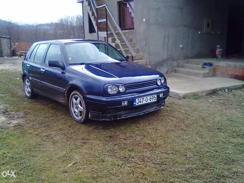Prodajem golf 3 2.0 gti... 2400km