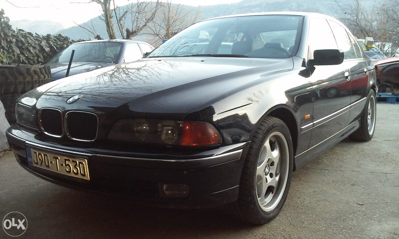 BMW e39 523 i