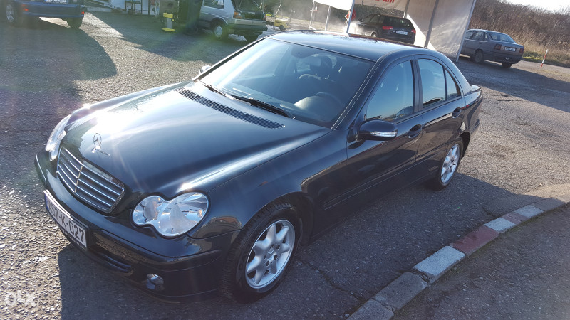 MERCEDES BENZ C 200 CDI 2005.GOD. FACELIFT ODLIČAN
