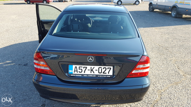 MERCEDES BENZ C 200 CDI 2005.GOD. FACELIFT ODLIČAN