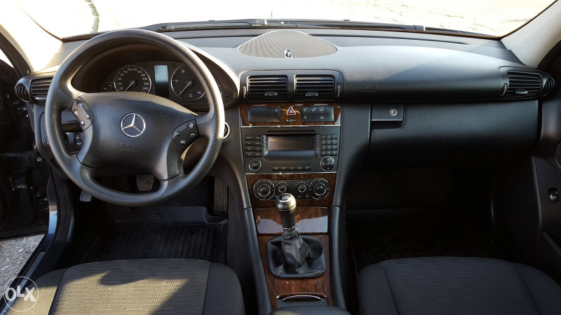 MERCEDES BENZ C 200 CDI 2005.GOD. FACELIFT ODLIČAN