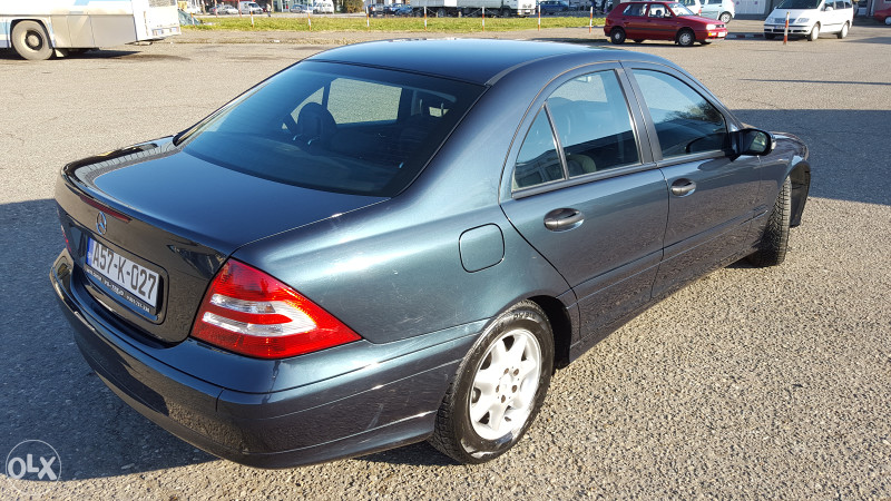 MERCEDES BENZ C 200 CDI 2005.GOD. FACELIFT ODLIČAN