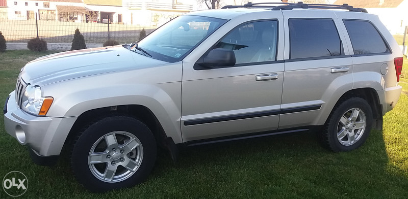 JEEP GRAND CHEROKEE LAREDO