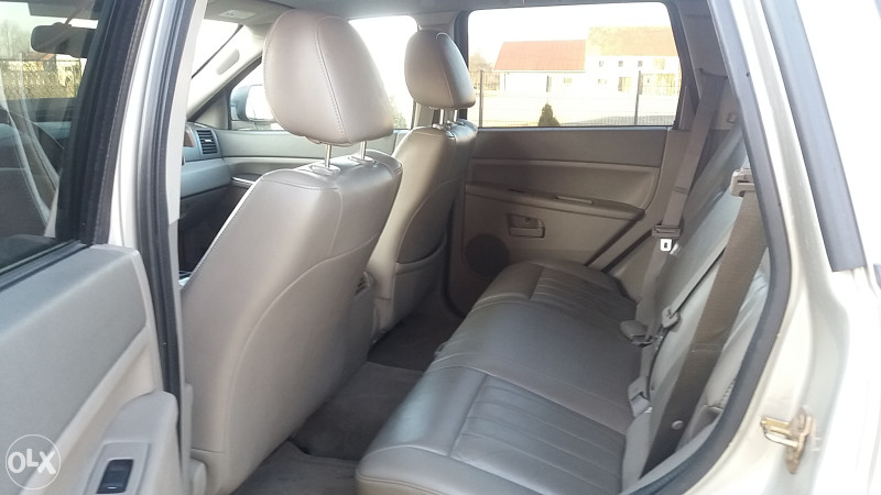 JEEP GRAND CHEROKEE LAREDO