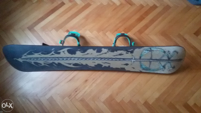 Snowboard Intersport 138cm
