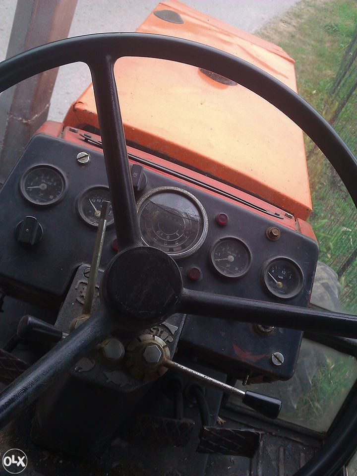 TRAKTOR URSUS 902 B
