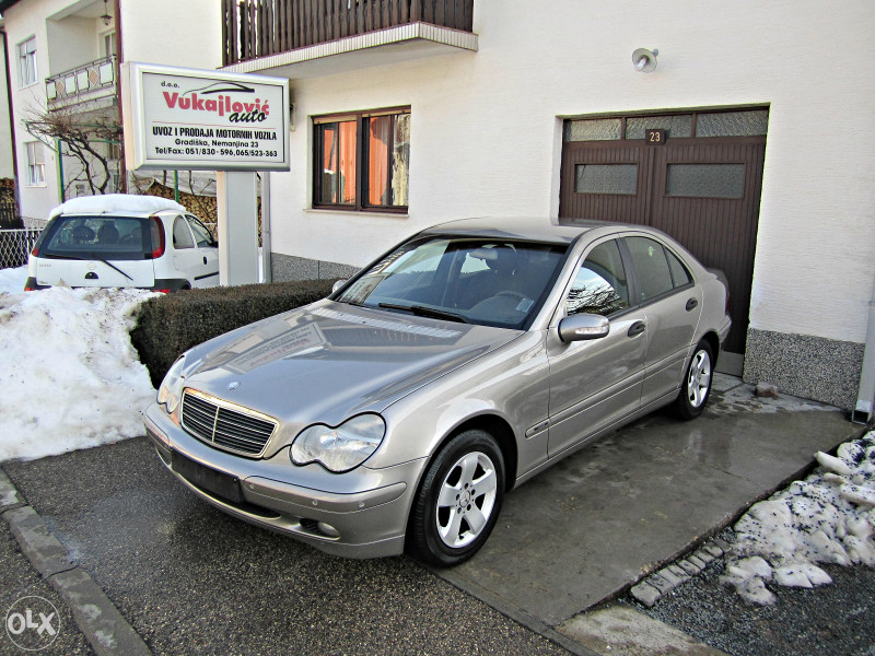 Mercedes-Benz C200 CDI  NOVOGODISNJA AKCIJA