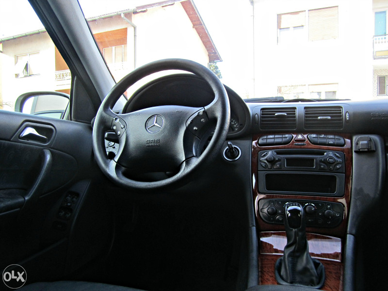 Mercedes-Benz C200 CDI  NOVOGODISNJA AKCIJA