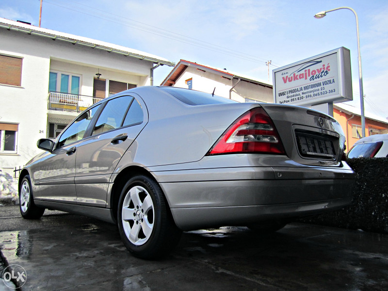 Mercedes-Benz C200 CDI  NOVOGODISNJA AKCIJA