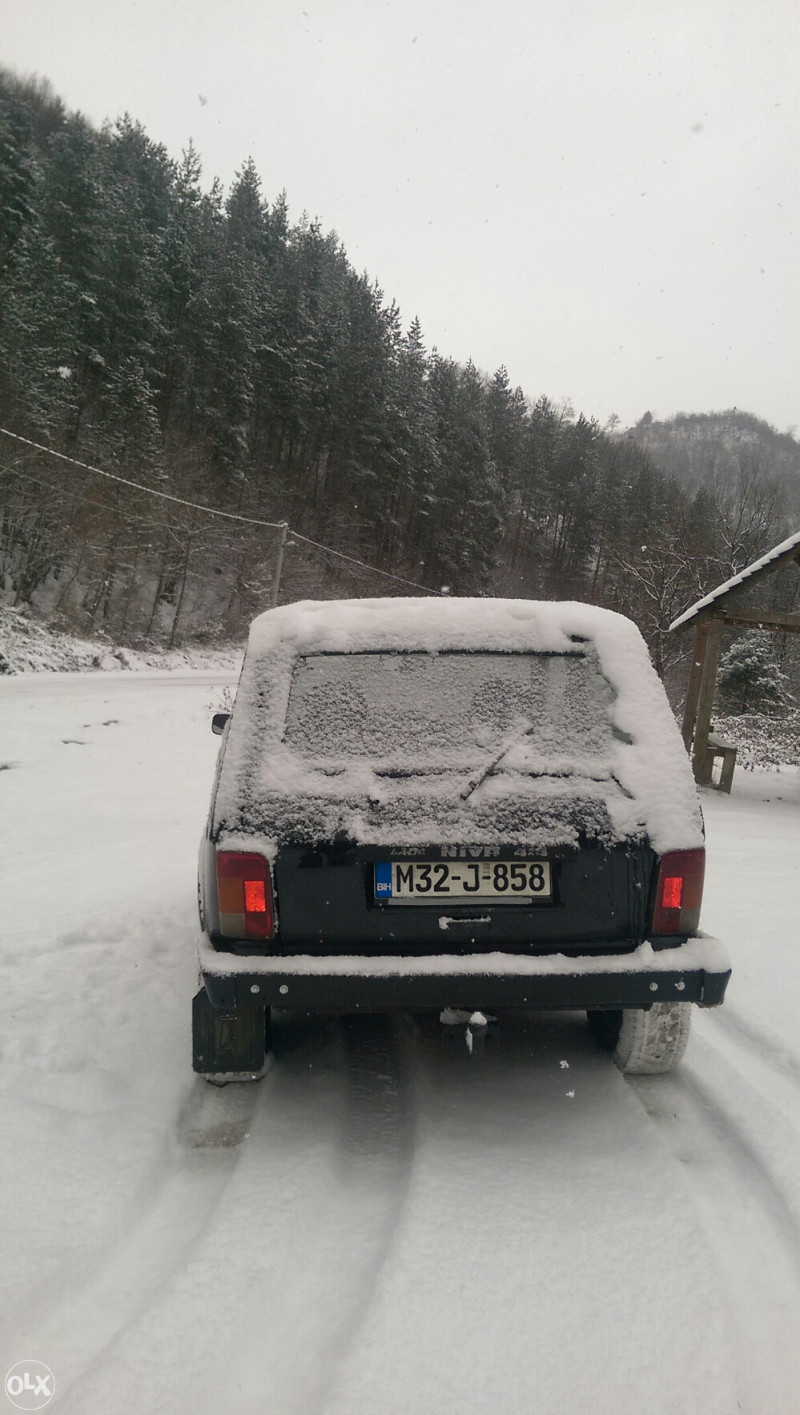 Lada Niva 4x4 plin