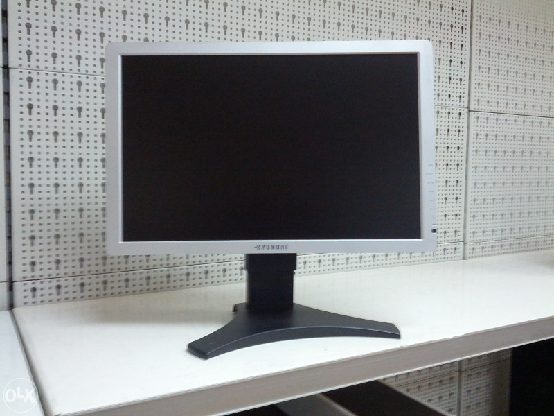 LCD Monitor 22"
