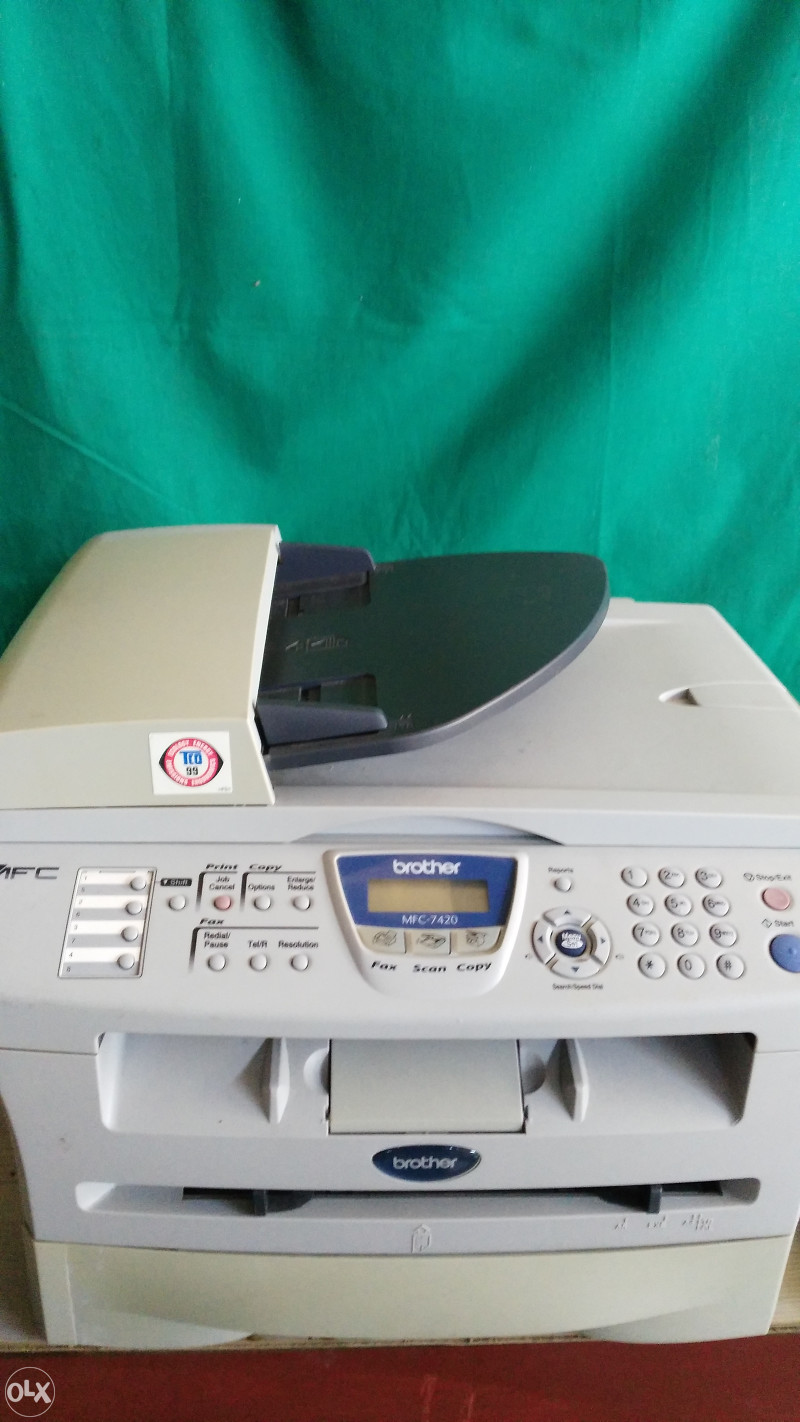 Laserski Printer,Scener,kopir i fax 3u1 uredjaj