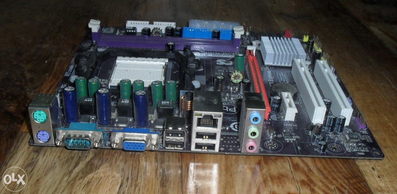 Maticna Ploca ECS GeForce7050M-M Socket AM2+