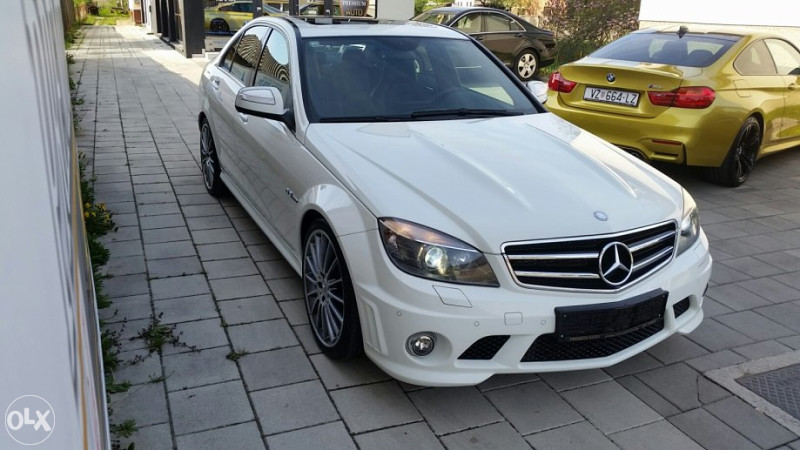 MERCEDES C63 AMG