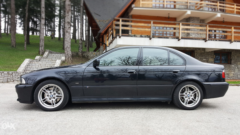 BMW 540i M-Sport 2003.