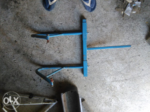 Stender za motor