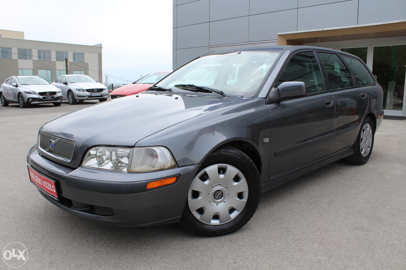 * Volvo V40 1.9 Dizel -RASPRODAJA-