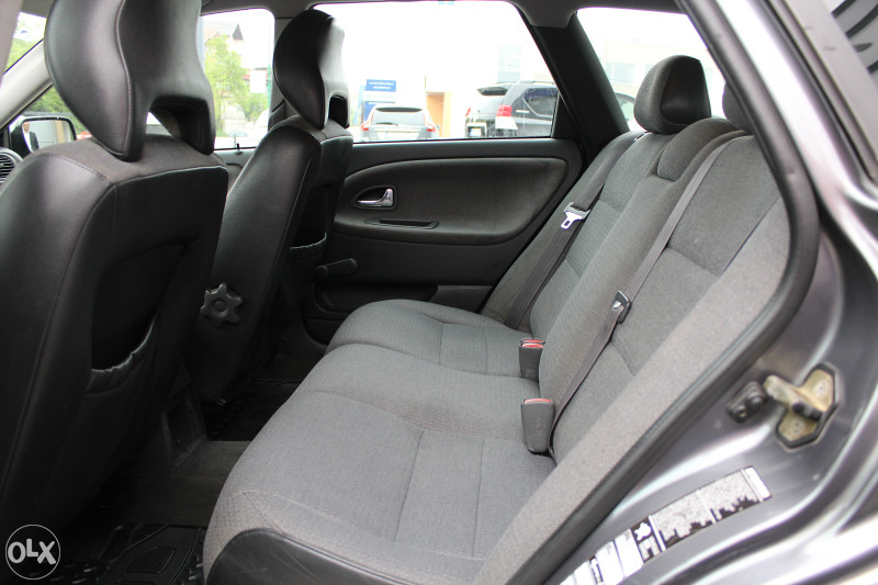 * Volvo V40 1.9 Dizel -RASPRODAJA-