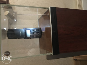 Motorola Aura prezentacijski stalak