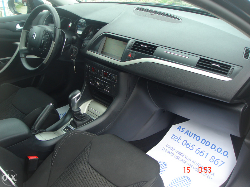 Citroen C5 1,6 HDI,SERVISNA,NAVI,DVA KLJUCA