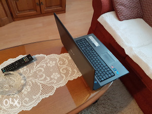 Laptop Acer Aspire sa SSD diskom