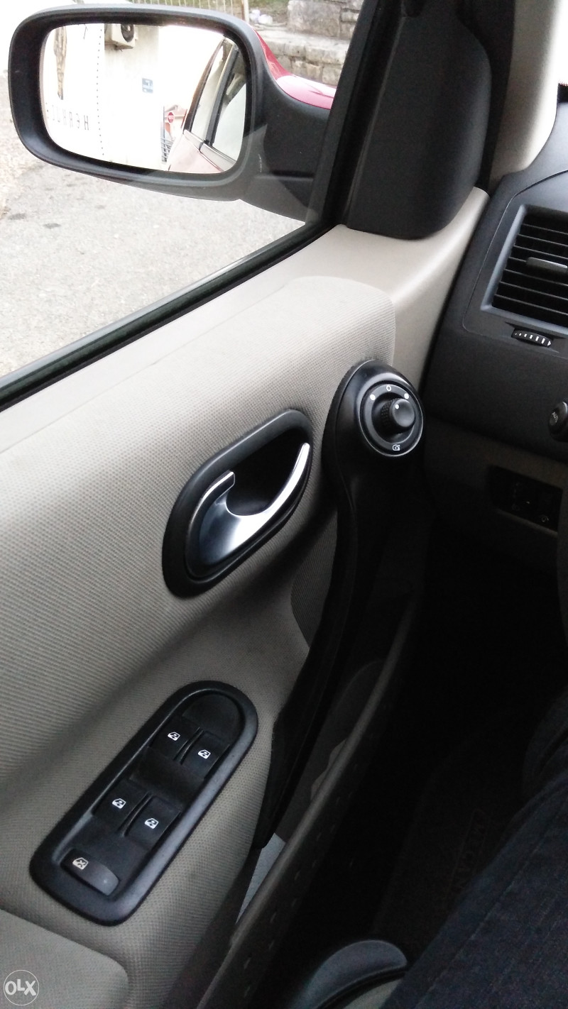 RENAULT MEGANE II ŠVICA 114K originalnih km