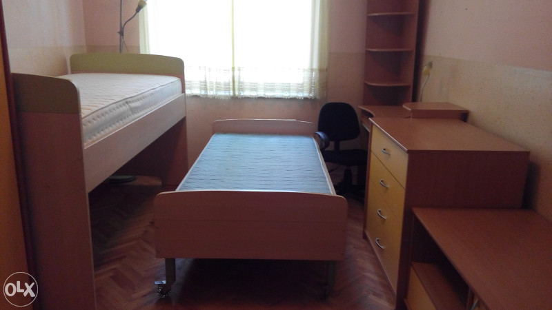 soba za djecu i mlade sa dva kreveta