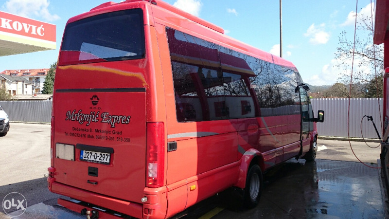 Autobus minibus