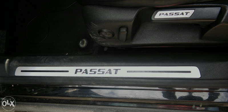 VW PASSAT 8 B8 lajsne prag znak R Line