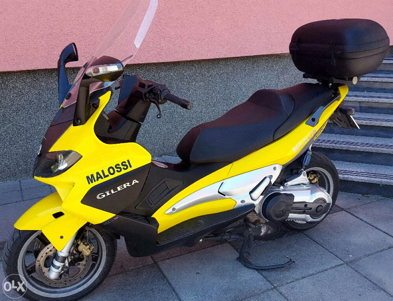 GILERA NEXUS 500 SKUTER 2004 REGISTROVAN Motocikli
