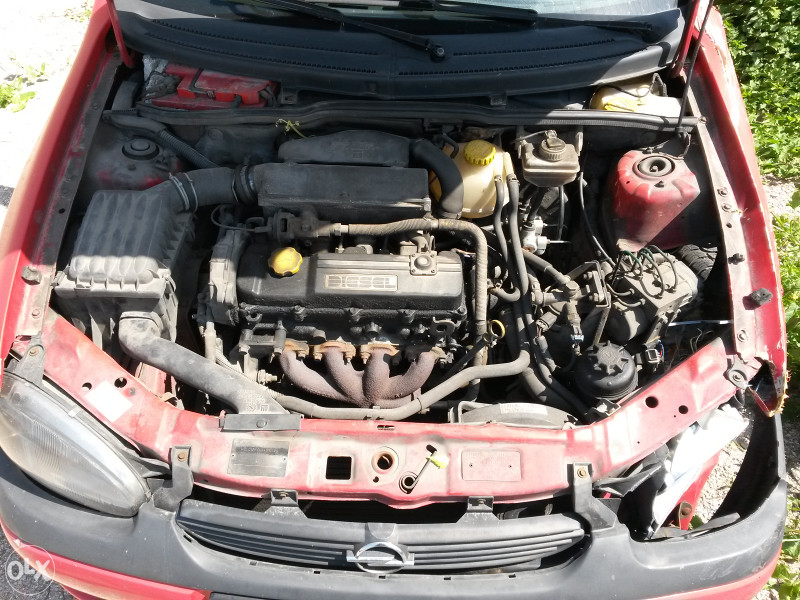 Udarena Opel Corsa B 1.7D 1999