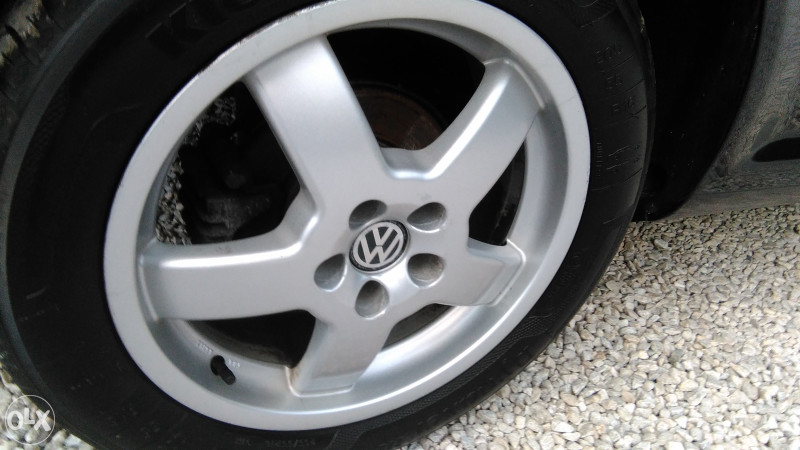GOLF 4 RATA 120 KM MJESECNO AC JURE
