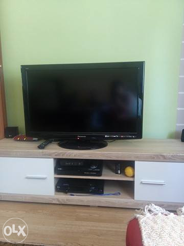 PANASONIC LCD TV TX-L37U10E - Full HD