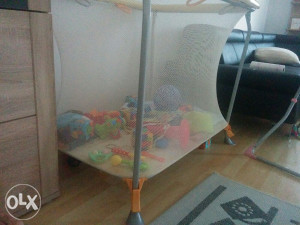 Igraonica za bebe - Krevetic ogradica
