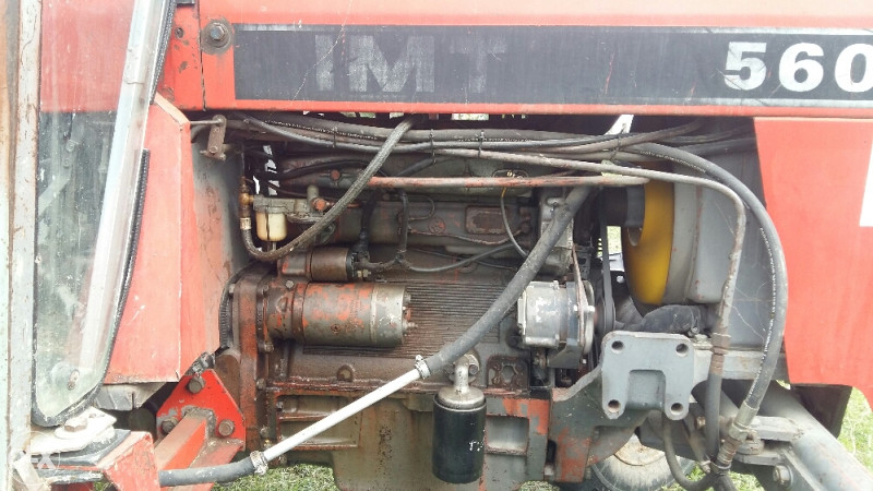 Traktor IMT 560 deĺuxe