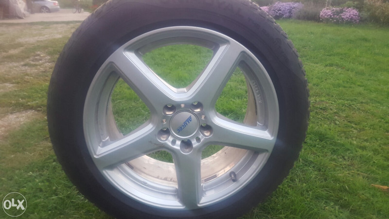 aluminijumske felge sa zimskim gumama 17"