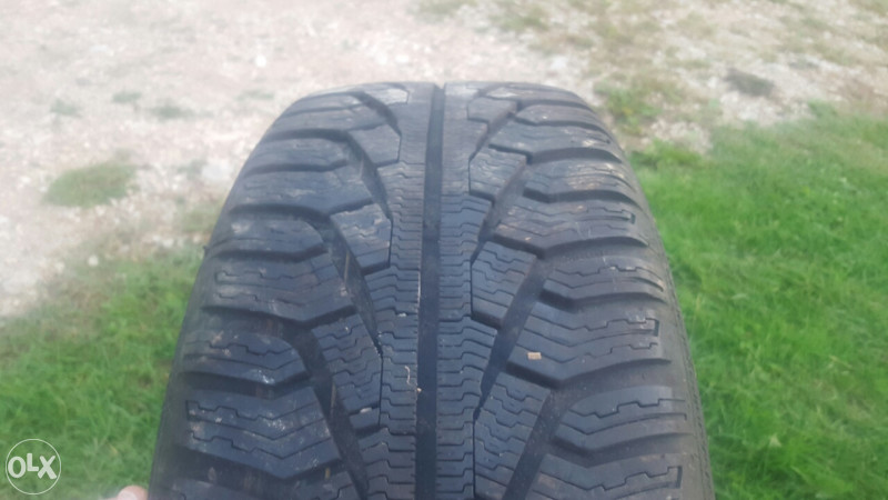 aluminijumske felge sa zimskim gumama 17"