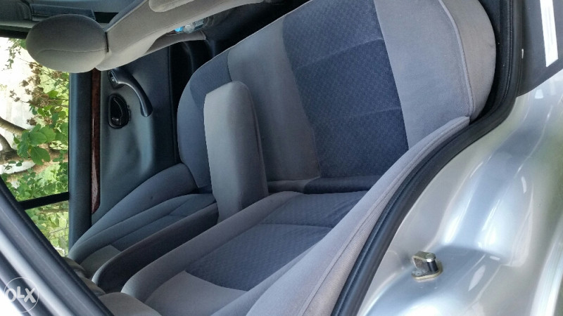 Peugeot 406 2.0 HDI facelift tek registrovan pezo