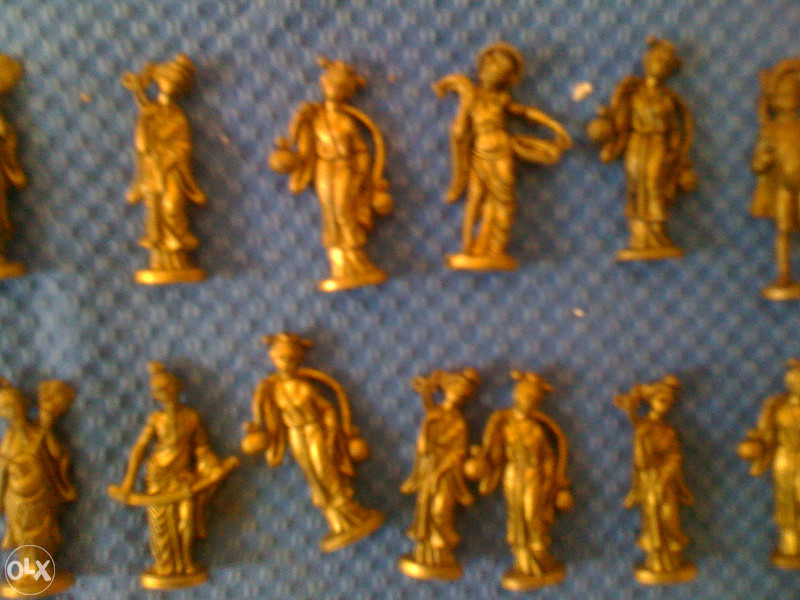 Figurice  / mesing swiss made