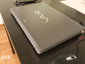 Sony Vaio VGN-FW21M . 16.4 " . silver